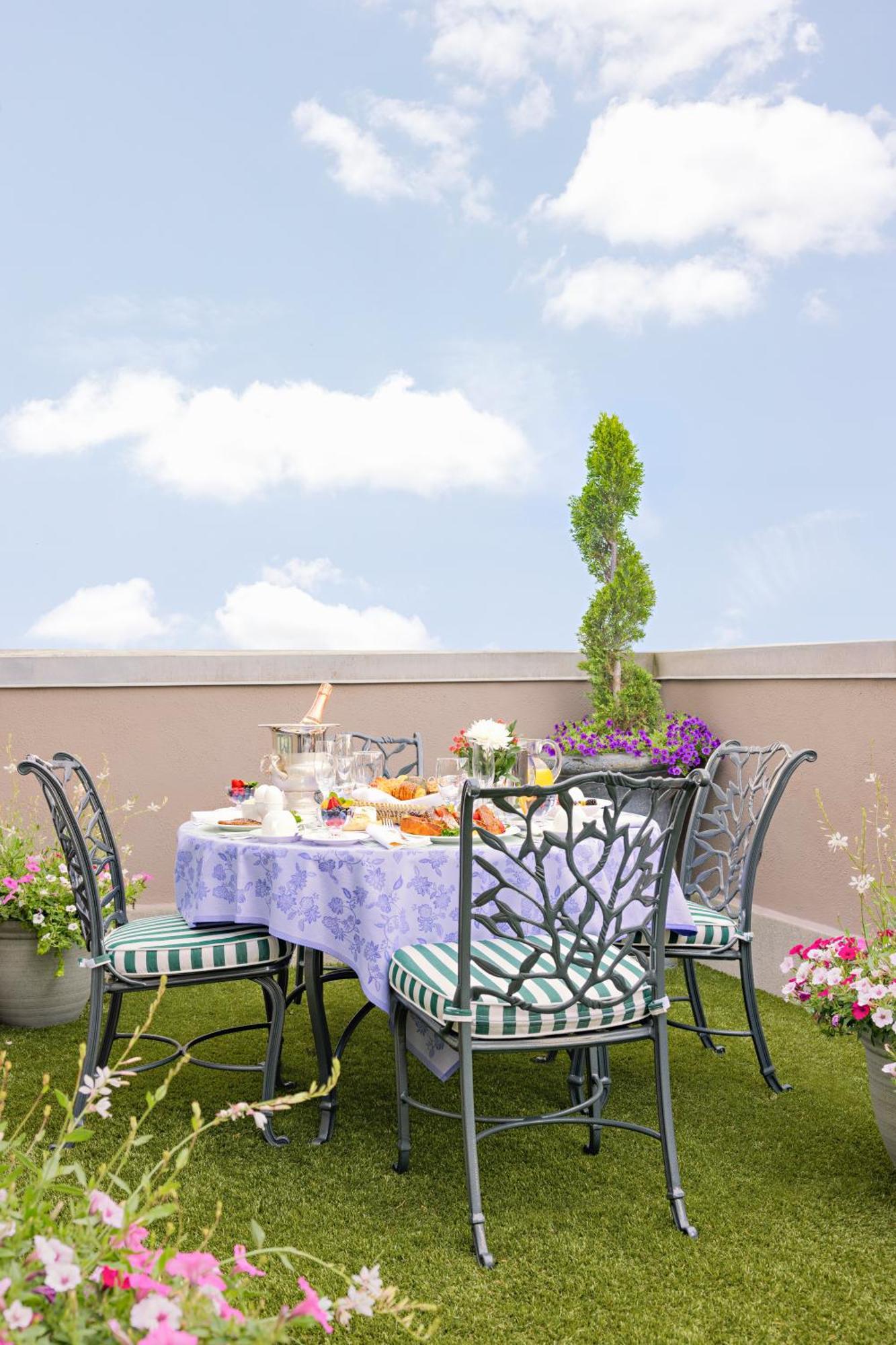 Market Pavilion Hotel Charleston Bagian luar foto