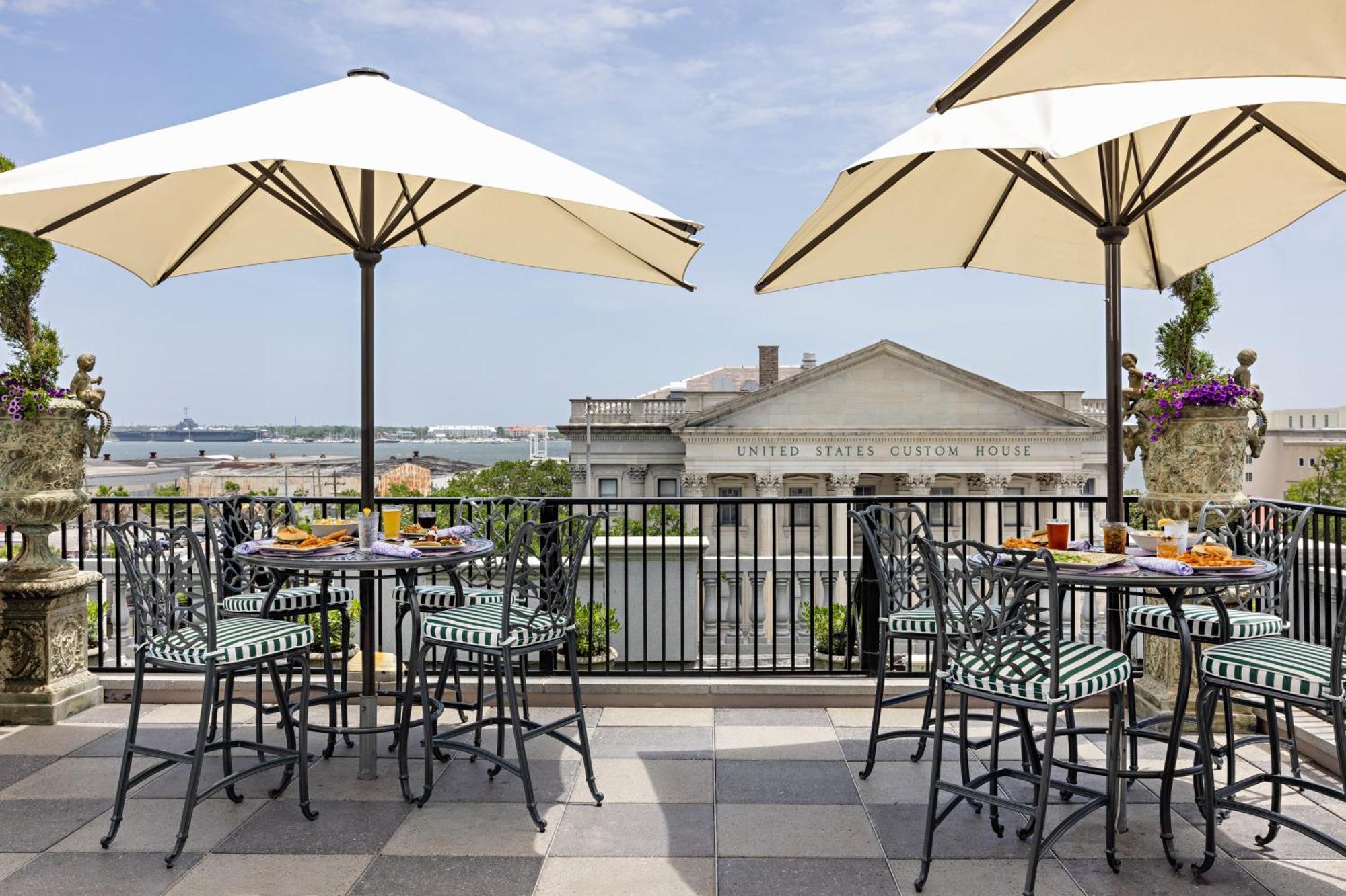Market Pavilion Hotel Charleston Bagian luar foto