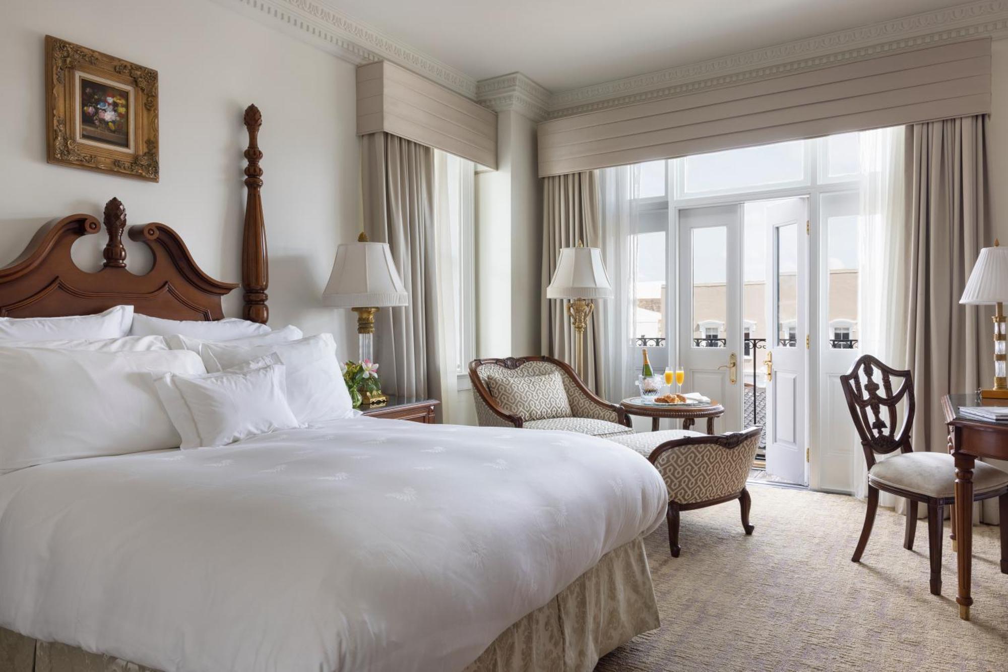 Market Pavilion Hotel Charleston Bagian luar foto