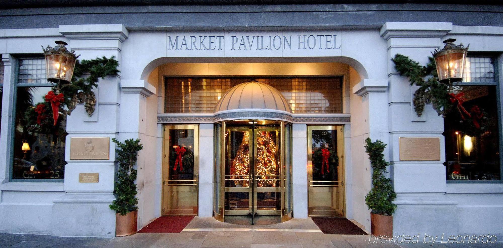 Market Pavilion Hotel Charleston Bagian luar foto